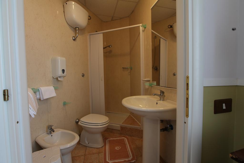 Hotel Belvedere Lido di Ostia Pokój zdjęcie